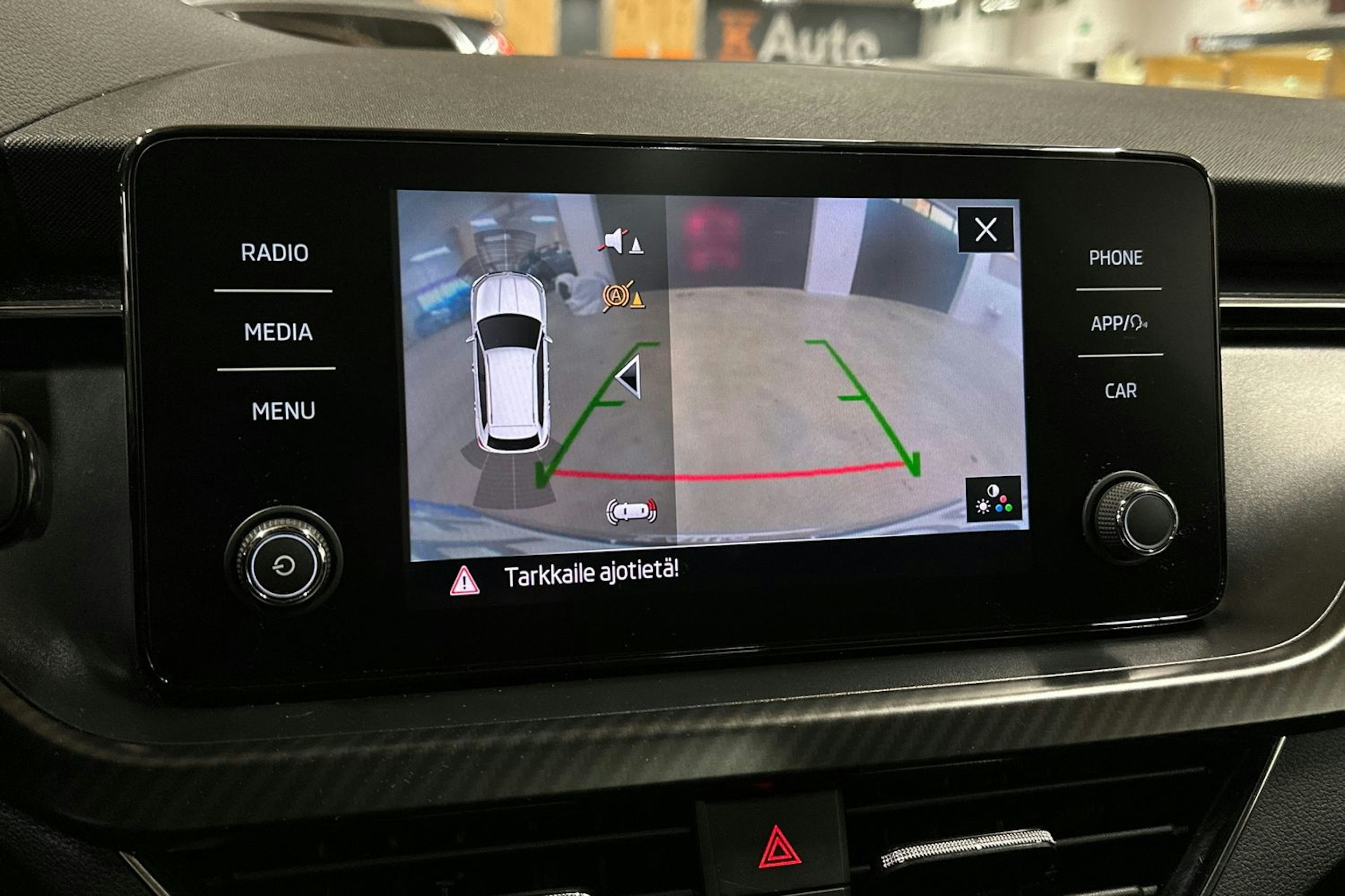 harmaa Skoda Kamiq 2021 kuva 15.