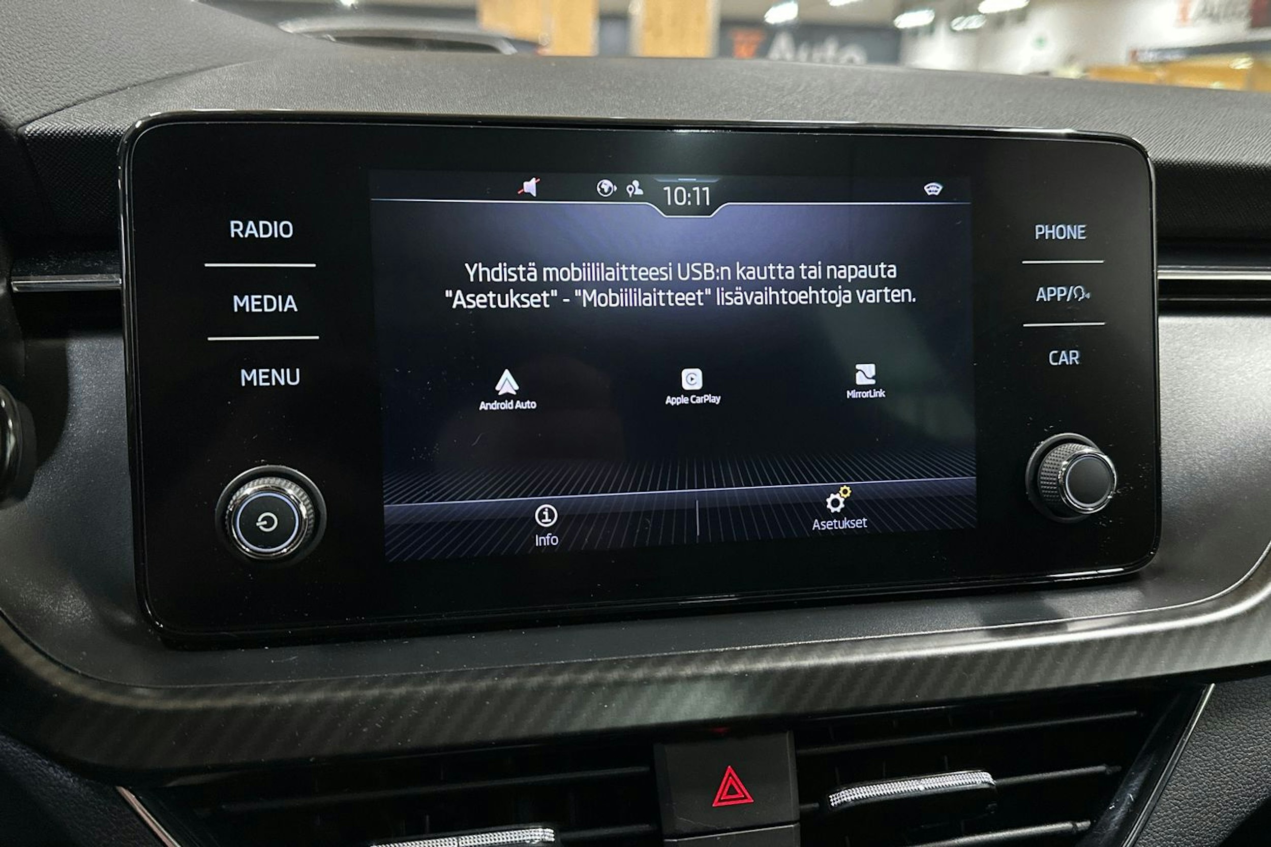 harmaa Skoda Kamiq 2021 kuva 16.