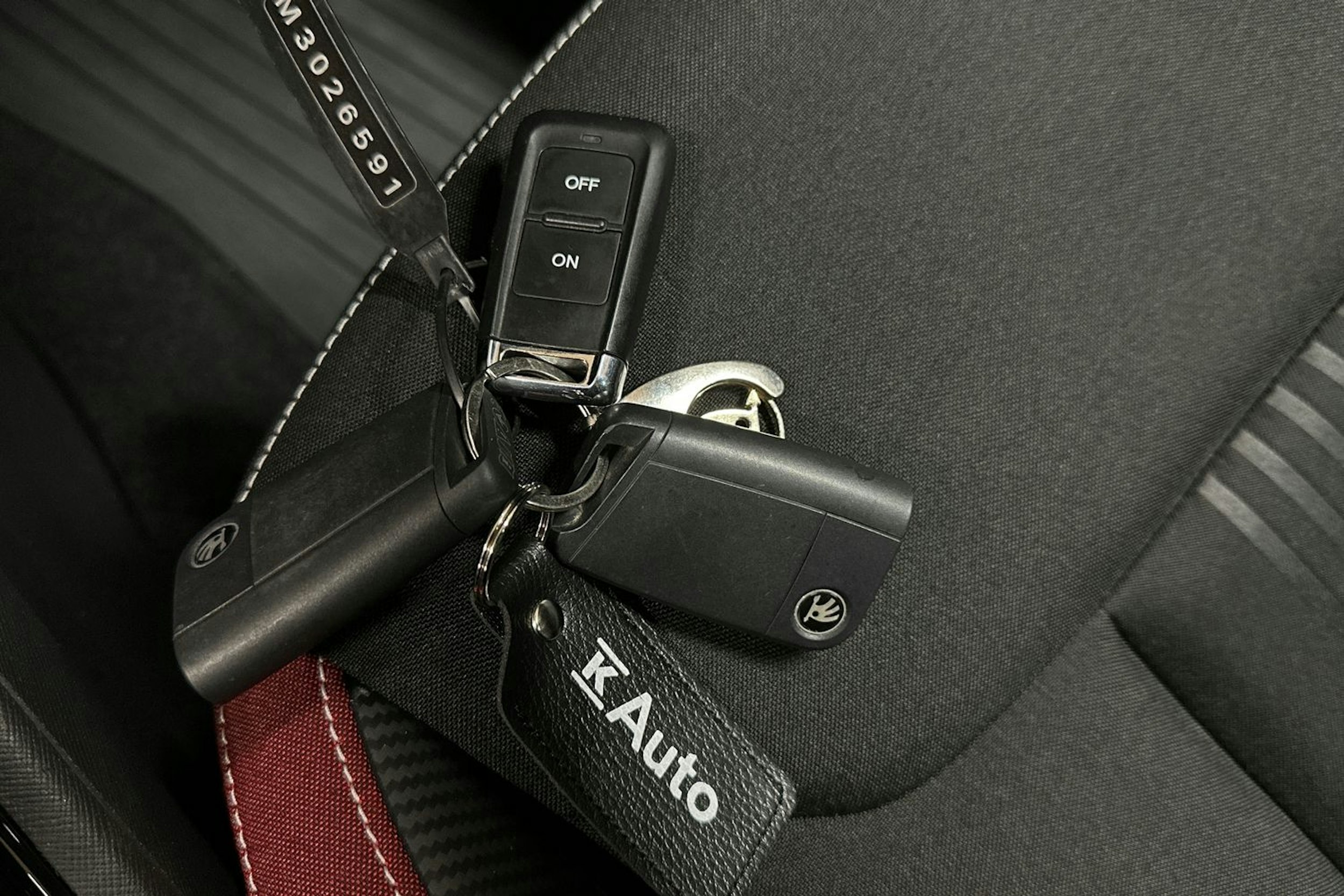 harmaa Skoda Kamiq 2021 kuva 19.