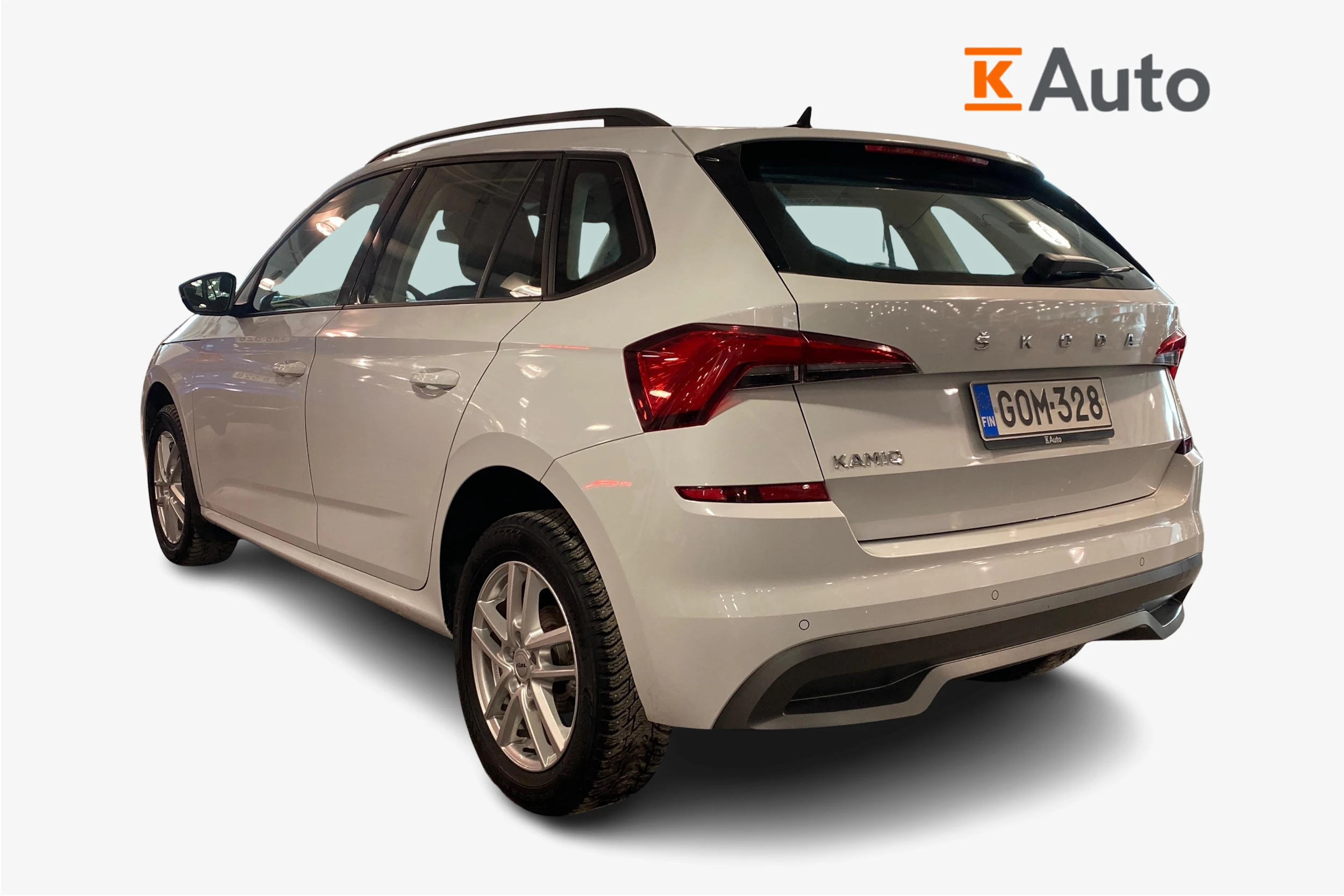 valkoinen Skoda Kamiq 2021 kuva 2.