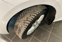 valkoinen Skoda Kamiq 2021 kuva 14.