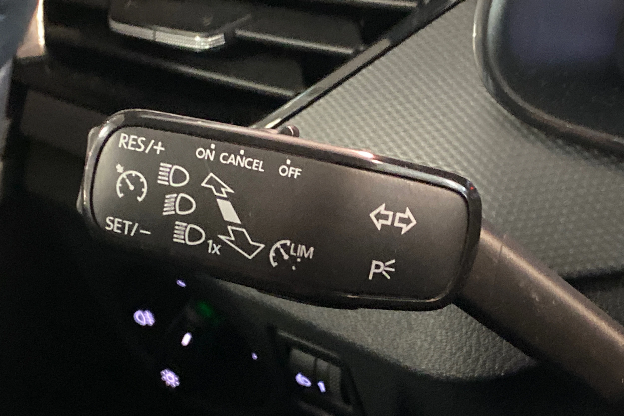 valkoinen Skoda Kamiq 2021 kuva 20.