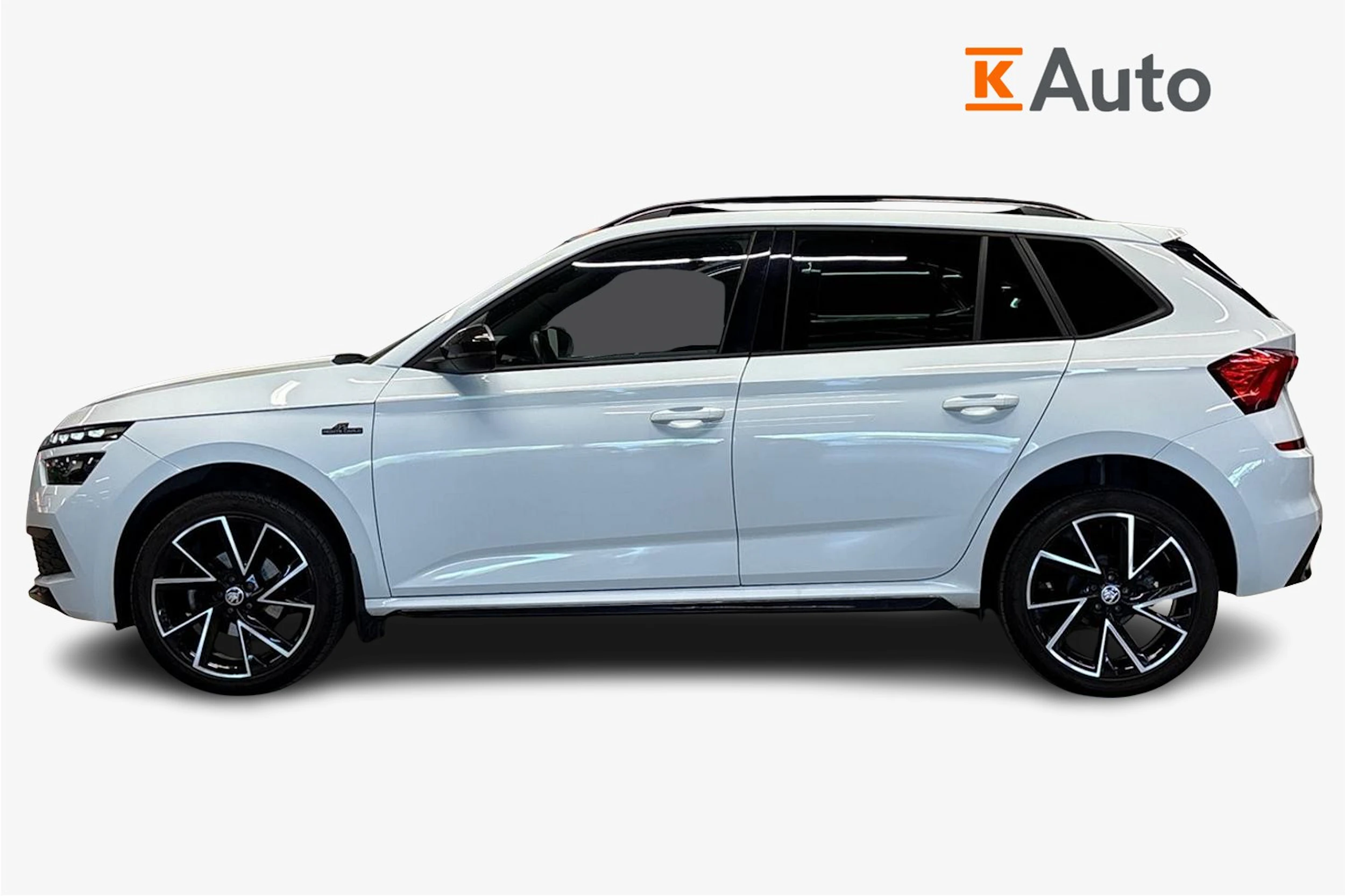 valkoinen Skoda Kamiq 2021 kuva 5.