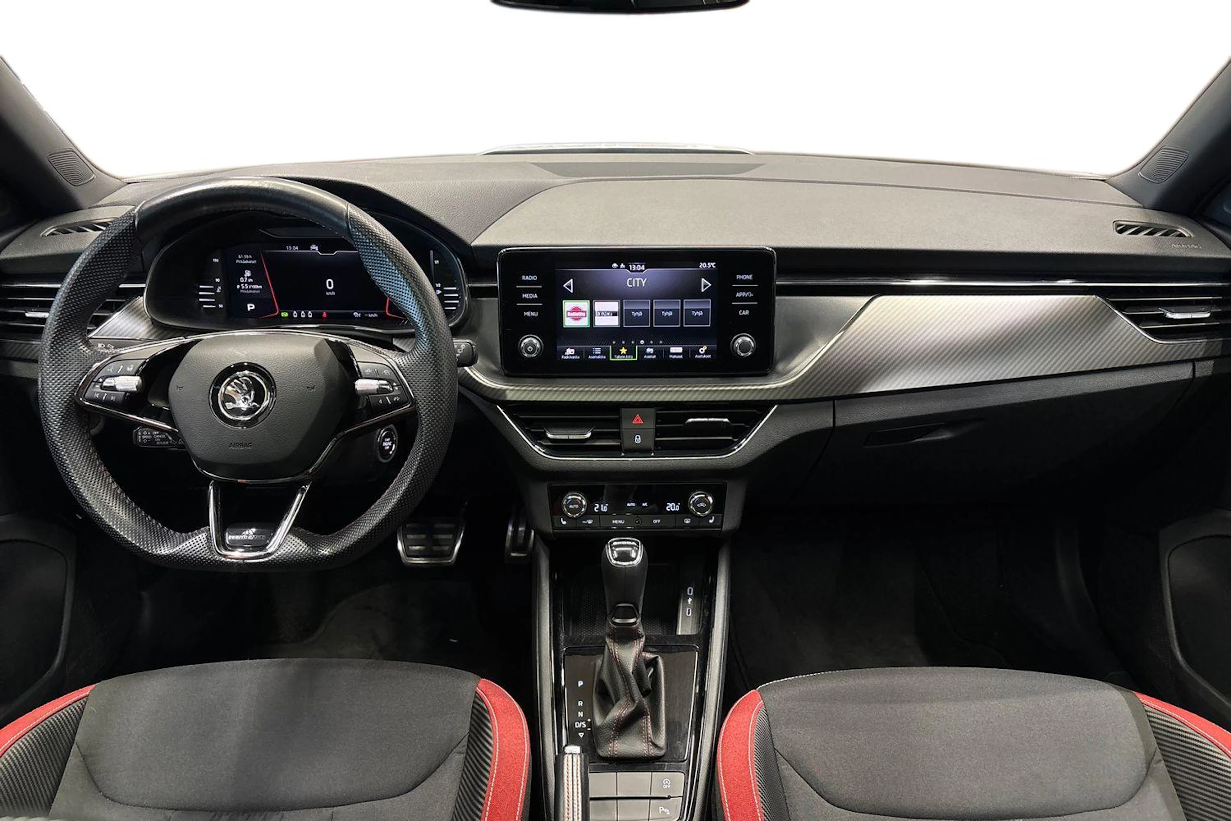 valkoinen Skoda Kamiq 2021 kuva 7.
