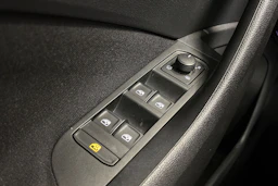 valkoinen Skoda Kamiq 2021 kuva 15.