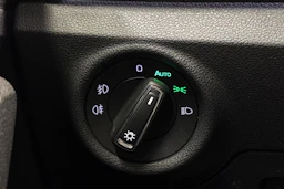 valkoinen Skoda Kamiq 2021 kuva 16.