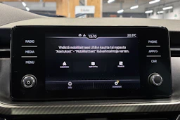 valkoinen Skoda Kamiq 2021 kuva 23.