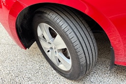 punainen Skoda Kamiq 2021 kuva 10.