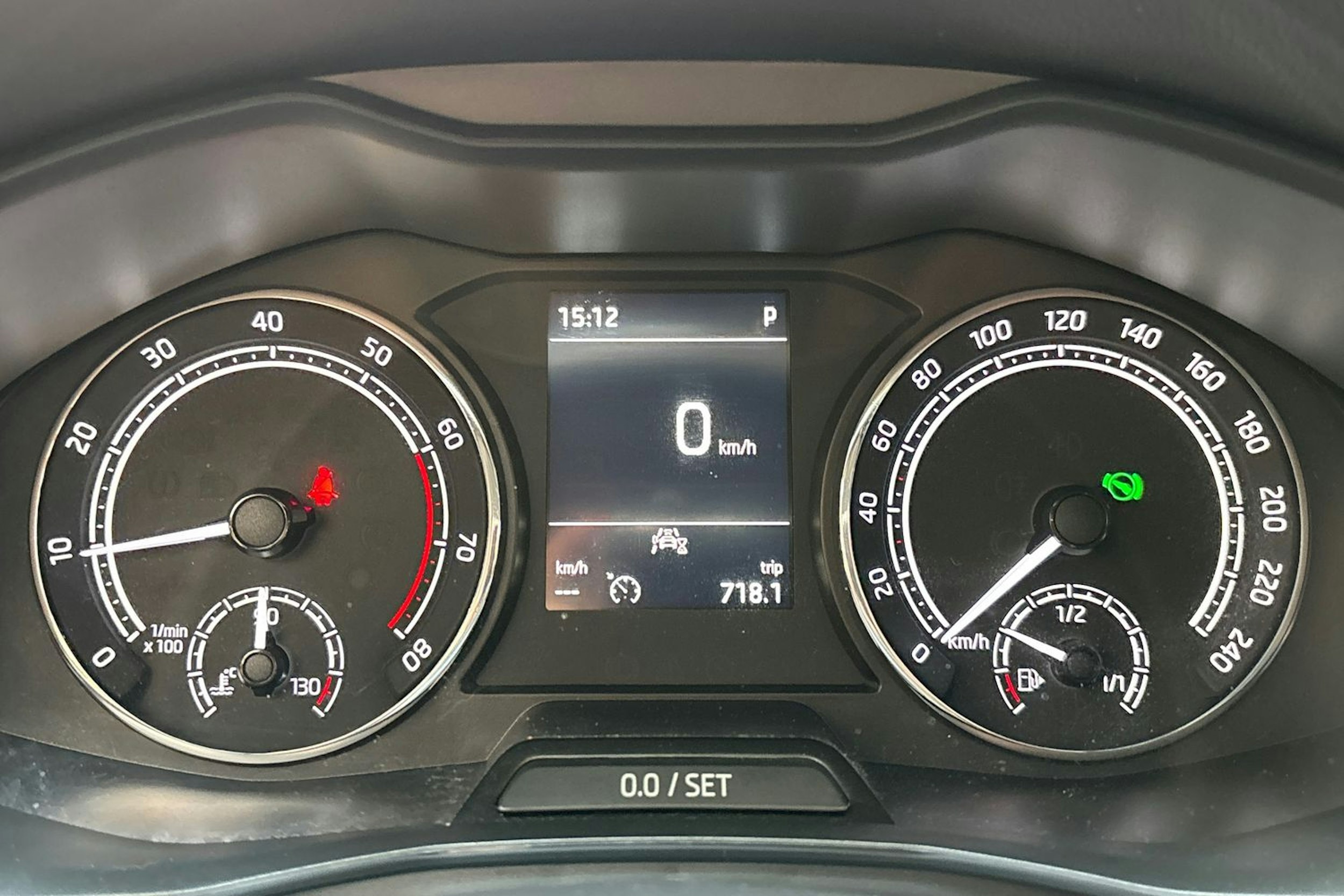 punainen Skoda Kamiq 2021 kuva 18.