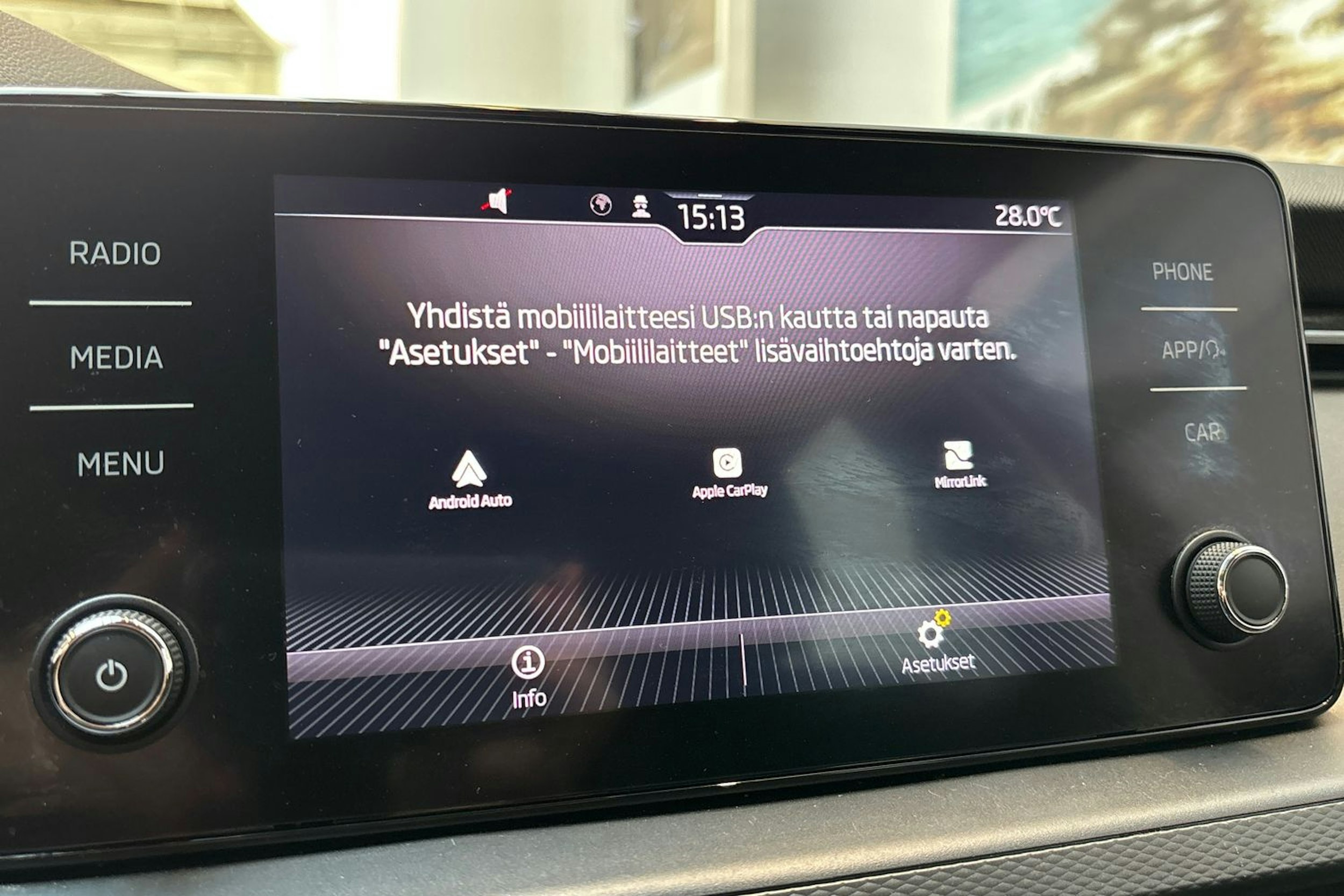 punainen Skoda Kamiq 2021 kuva 21.