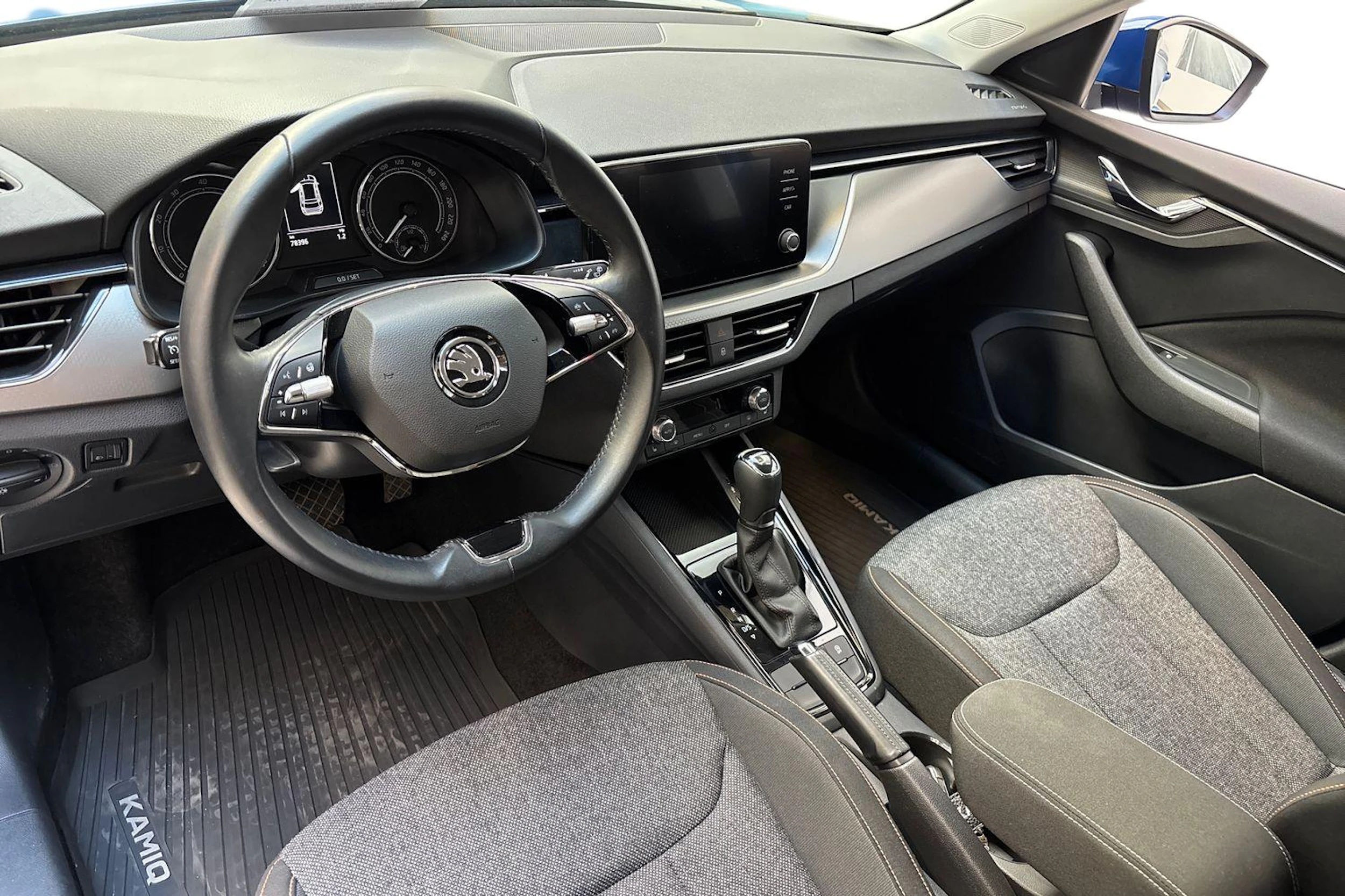 sininen Skoda Kamiq 2021 kuva 7.