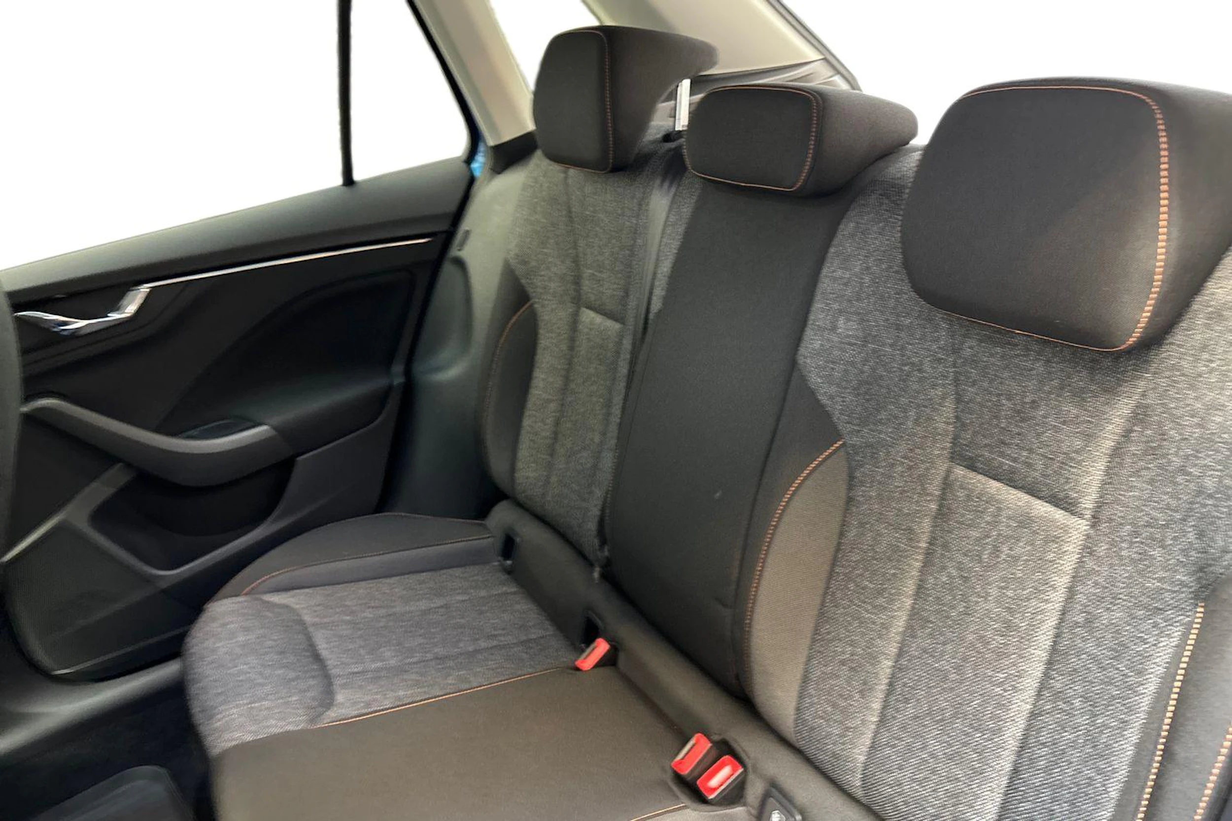 sininen Skoda Kamiq 2021 kuva 10.