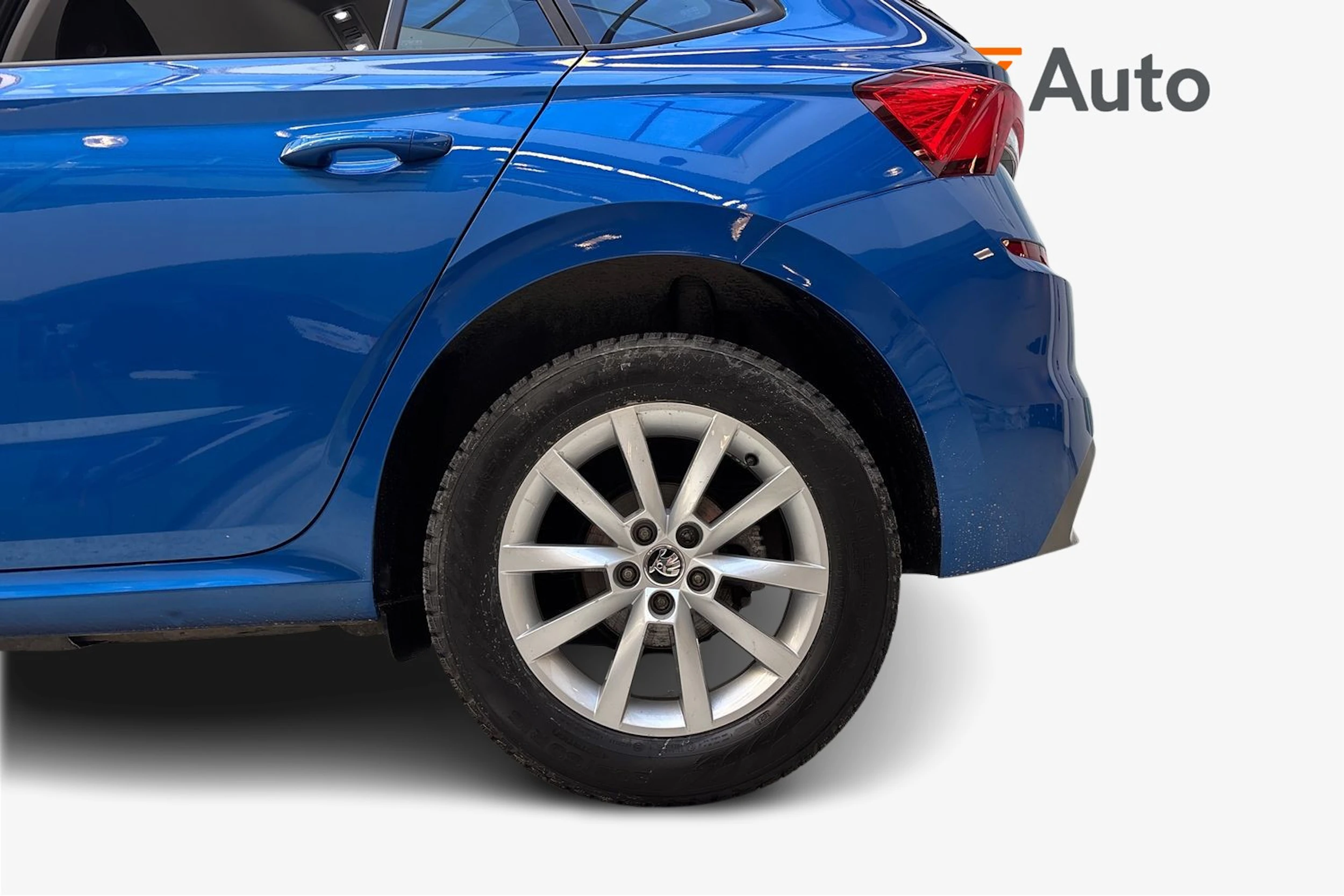 sininen Skoda Kamiq 2021 kuva 11.