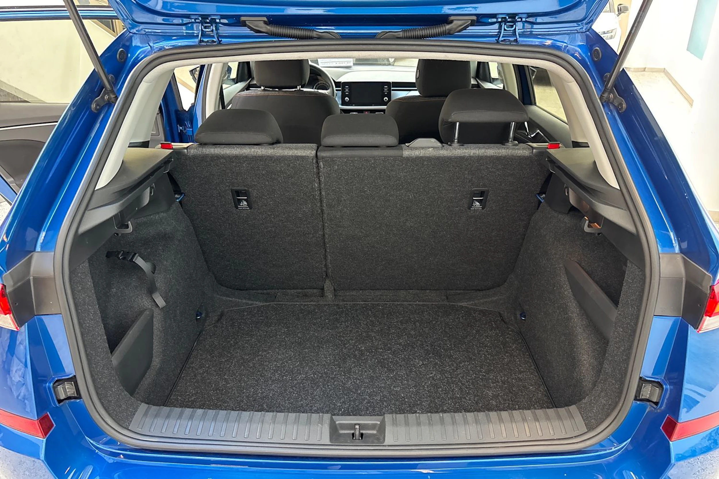 sininen Skoda Kamiq 2021 kuva 15.