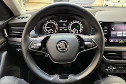 sininen Skoda Kamiq 2021 kuva 18.