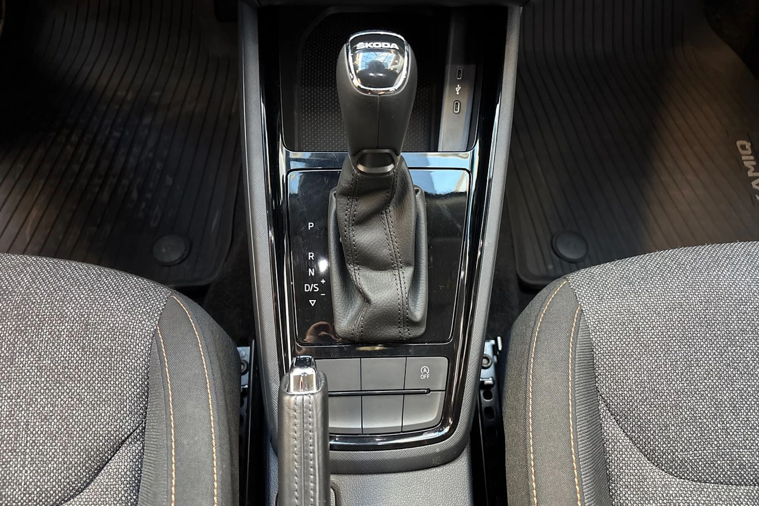 sininen Skoda Kamiq 2021 kuva 22.