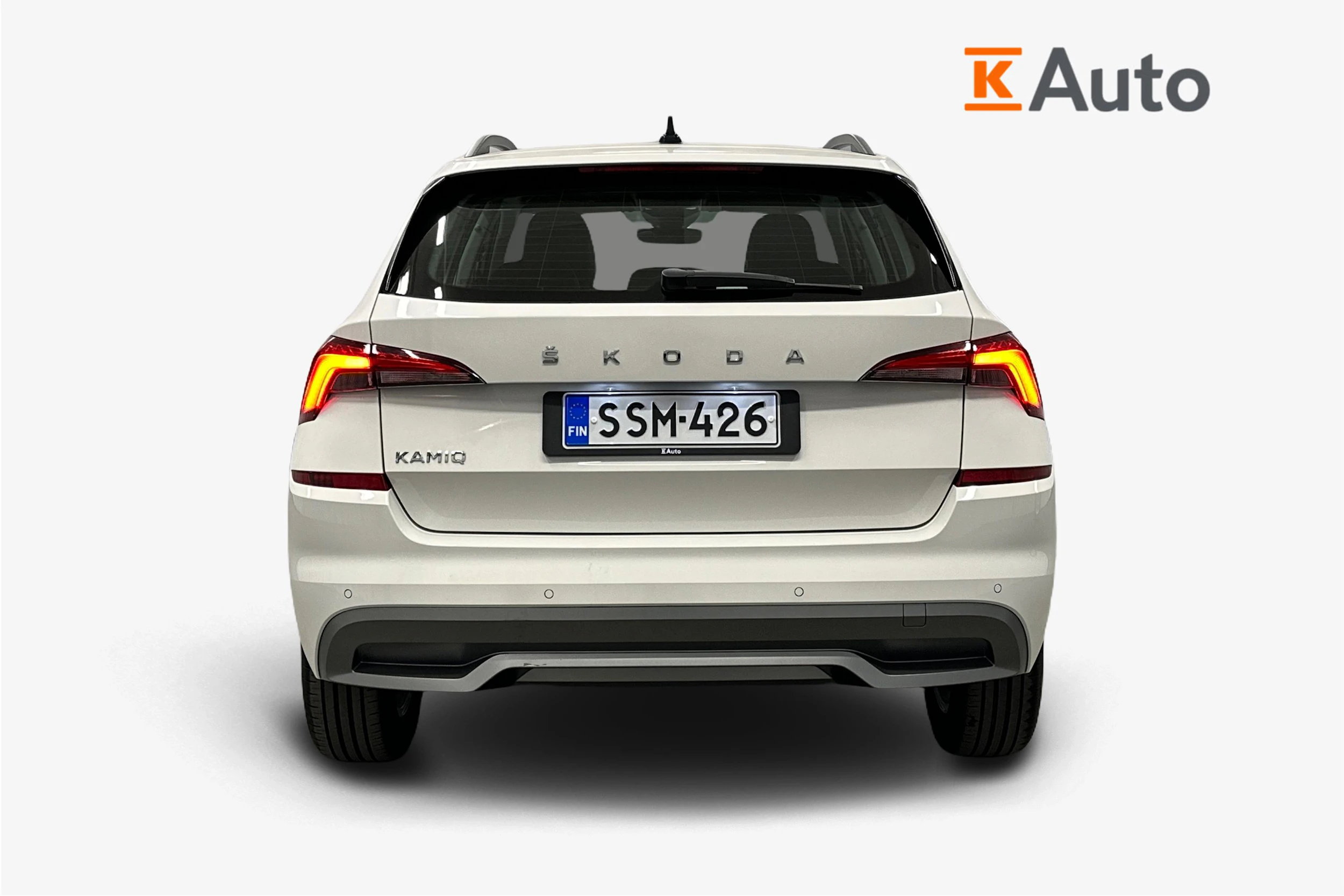 valkoinen Skoda Kamiq 2021 kuva 4.