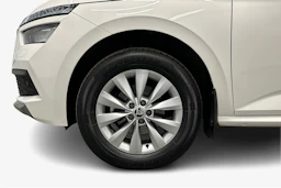 valkoinen Skoda Kamiq 2021 kuva 12.
