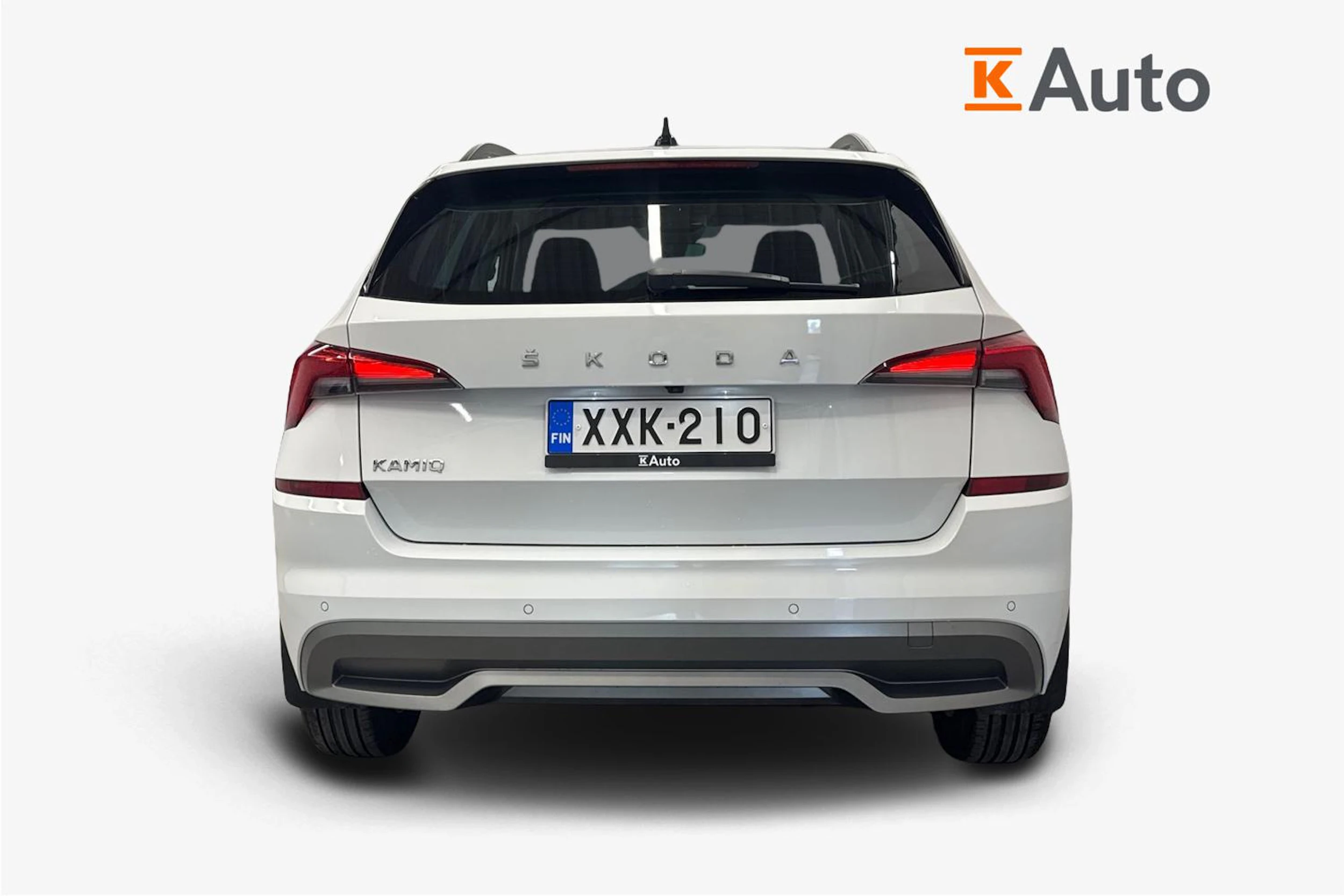valkoinen Skoda Kamiq 2021 kuva 4.