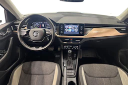 valkoinen Skoda Kamiq 2021 kuva 9.