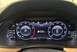 valkoinen Skoda Kamiq 2021 kuva 20.