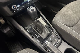 valkoinen Skoda Kamiq 2021 kuva 29.