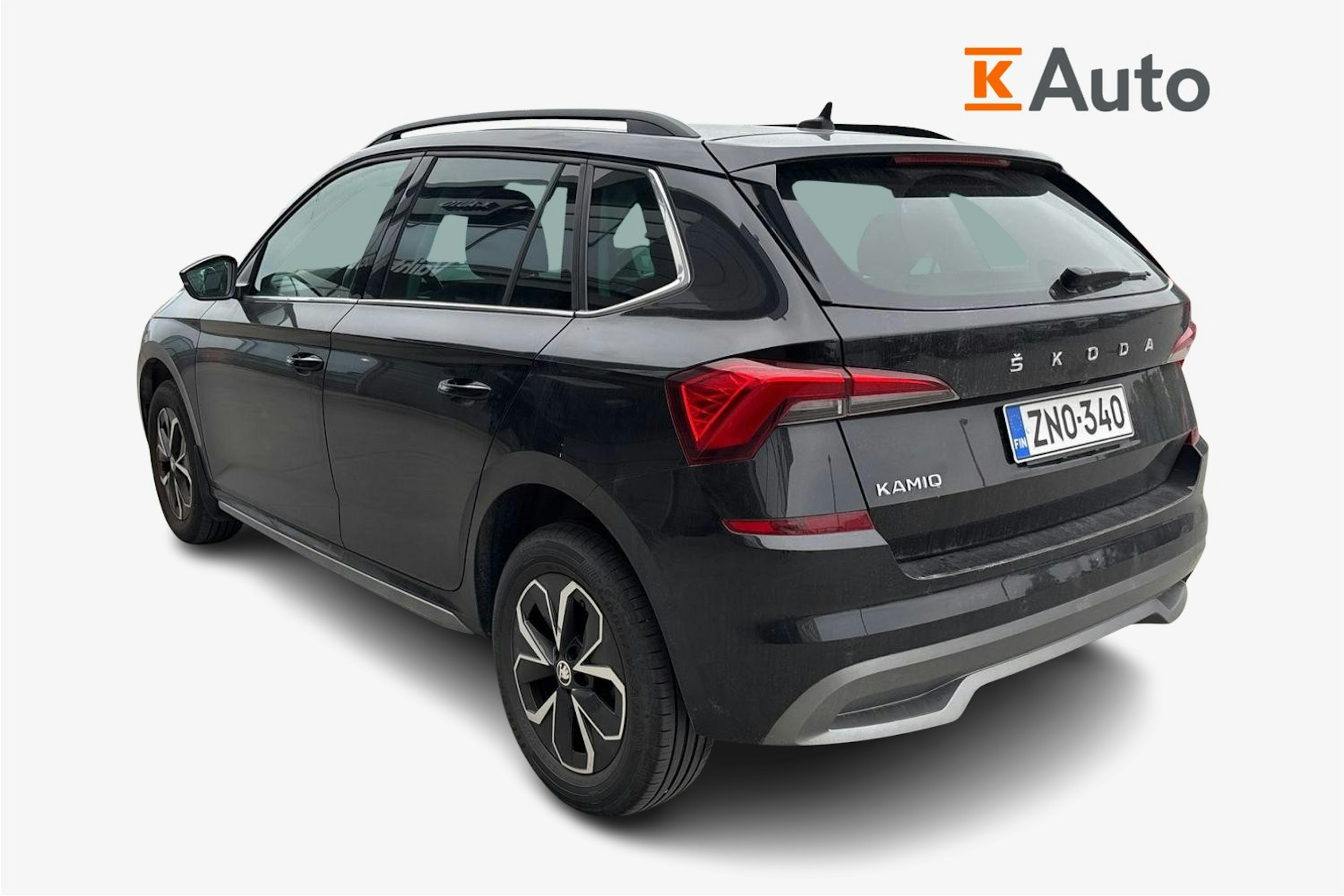 musta Skoda Kamiq 2021 kuva 2.