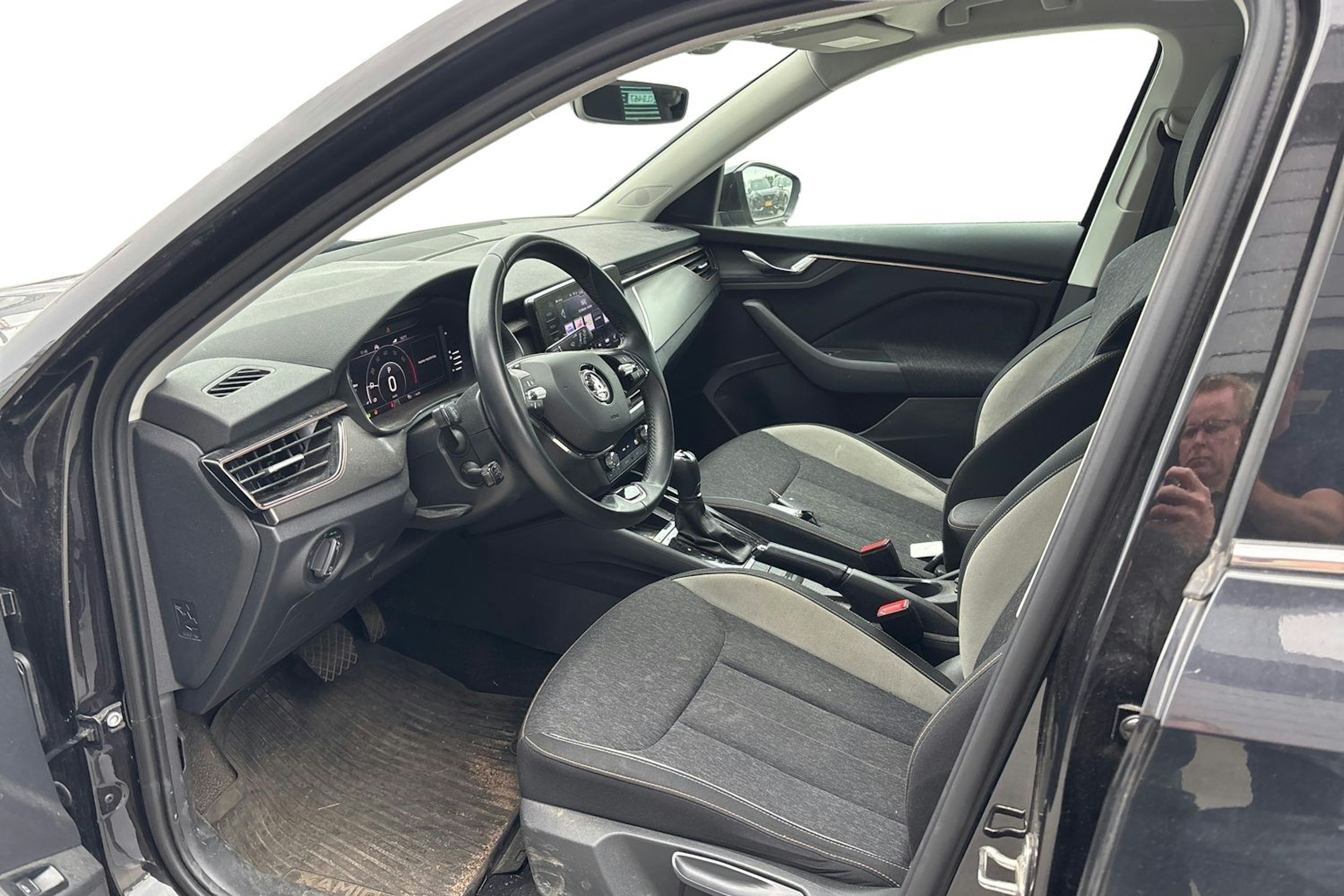 musta Skoda Kamiq 2021 kuva 3.