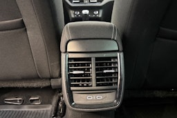 valkoinen Skoda Kamiq 2022 kuva 14.