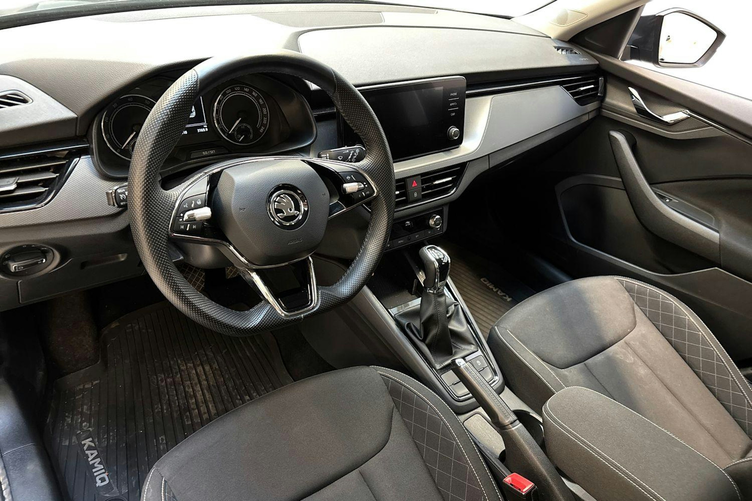 met. harmaa Skoda Kamiq 2022 kuva 7.