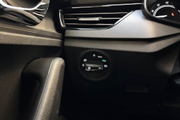 met. harmaa Skoda Kamiq 2022 kuva 17.