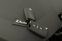 valkoinen Skoda Kamiq 2022 kuva 32.