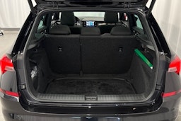 musta Skoda Kamiq 2022 kuva 16.