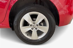 punainen Skoda Kamiq 2022 kuva 11.