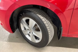 punainen Skoda Kamiq 2022 kuva 13.