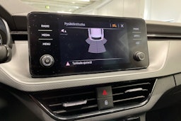 punainen Skoda Kamiq 2022 kuva 18.