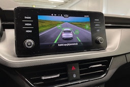 punainen Skoda Kamiq 2022 kuva 21.
