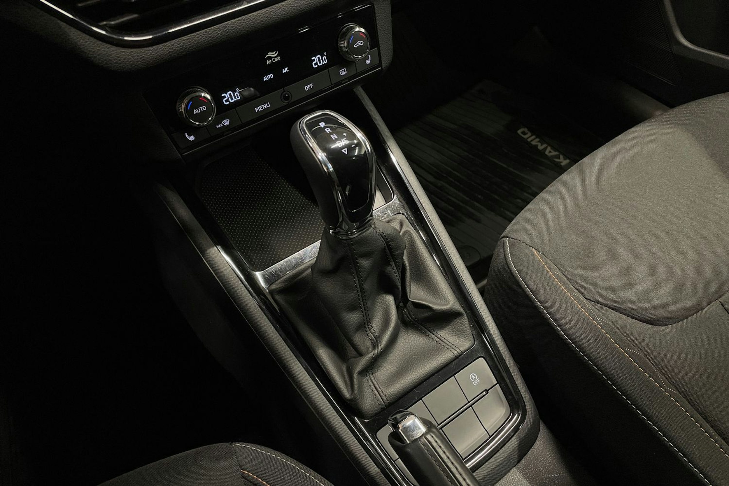 punainen Skoda Kamiq 2022 kuva 22.