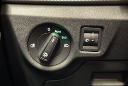 punainen Skoda Kamiq 2022 kuva 24.