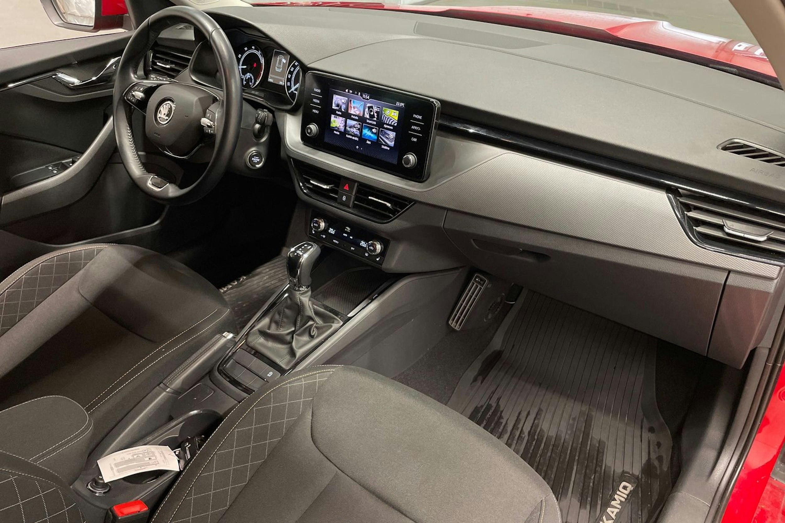 punainen Skoda Kamiq 2022 kuva 29.