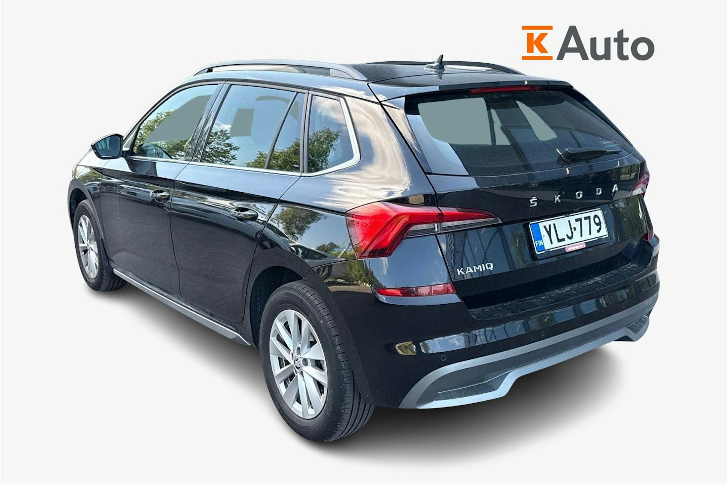 musta Skoda Kamiq 2022 kuva 2.