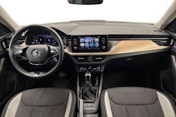 valkoinen Skoda Kamiq 2023 kuva 9.