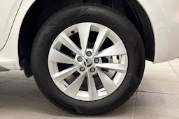 valkoinen Skoda Kamiq 2023 kuva 11.