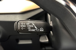 valkoinen Skoda Kamiq 2023 kuva 18.