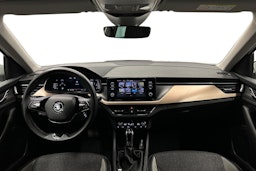 valkoinen Skoda Kamiq 2023 kuva 9.