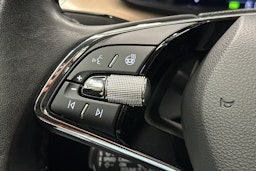 valkoinen Skoda Kamiq 2023 kuva 18.