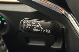 valkoinen Skoda Kamiq 2023 kuva 20.