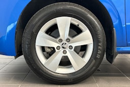 sininen Skoda Kamiq 2023 kuva 11.