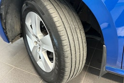sininen Skoda Kamiq 2023 kuva 13.