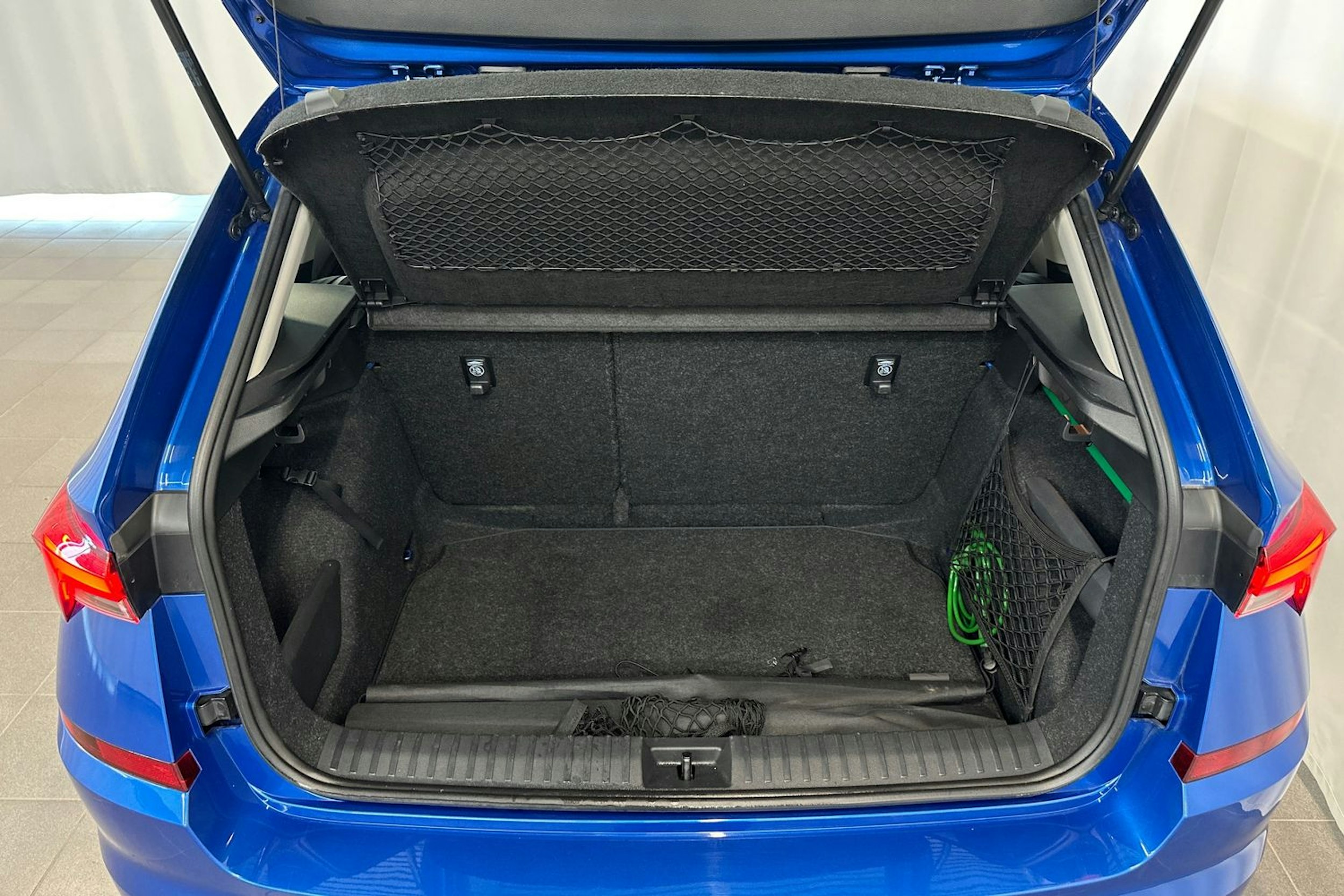 sininen Skoda Kamiq 2023 kuva 17.